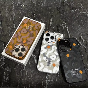 Wild-Piaka Branded iPhone Case – Black Abstract Pattern Phone Shield Cover